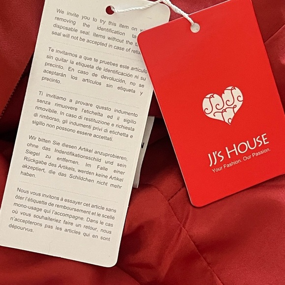 JJ’s House Vermilion Dress Size 18W
Bust 45” Waist 38.50” - Picture 13 of 15